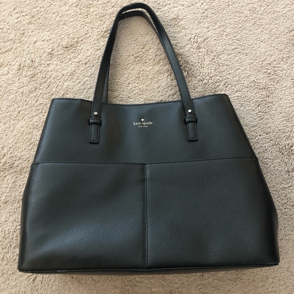 kate spade Handbags - Kate Spade Tote Bag